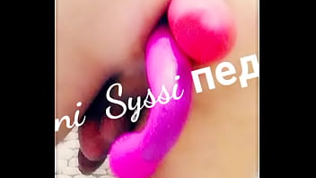 Preview 1 of German Mom Pick Up - Мони сладкий педик.