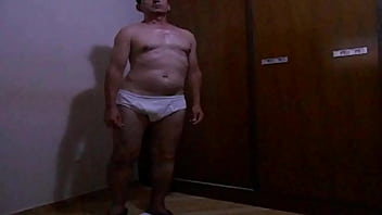 Preview 2 of Kissa Sins Sex Video - CACETE MOLE, NA CUECA BRANCA, DO RICKARDO FERRAZ.