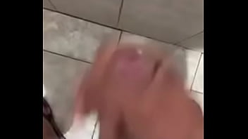 Preview 3 of Magma Porno - CUNHADO gozou pra mim