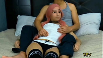 Preview 1 of Www Hdmovz Com - El me pone cachonda mientras vemos pel&iacute_culas en mi casa