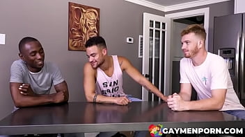 Preview 1 of Deutsche Milf Fickt Jungen Typ - Beaux Banks and Miller Axton have a Game Night