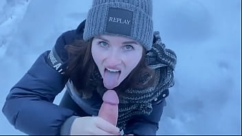 Preview 4 of Xxxwb Vidieo Hd 2017 - Giving pleasure in the Snow