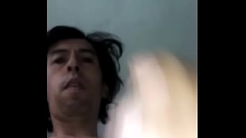 Preview 1 of Circumcised Cock Ejaculate - Eduardo Rodr&iacute_guez hace tributo hasta terminar