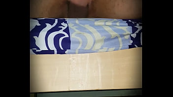 Preview 1 of Brad Wank - really fast wanking and shot a big load of sperm