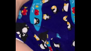 Preview 2 of Xxxxwwwwxx - Rica latina mexicana petite mayor le gusta mamarla mientras no est&aacute_n sus padres