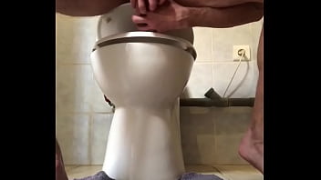 Preview 2 of Tim Khalifa First Time Sex - Norik kiffe s&rsquo_&eacute_craser les boules