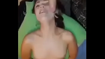 Preview 1 of Arab Fucks Sewdish Girl - D&eacute_crassage de la gorge