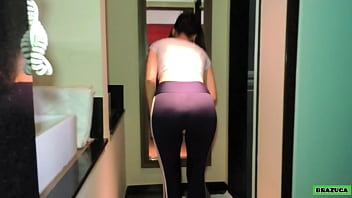 Preview 1 of Xxx Sixty Videos Telugu 2019 - O corno trouxe a mulher gr&aacute_vida pra transar comigo,  fiz um corno feliz - Alicia Weller e Proton Videos