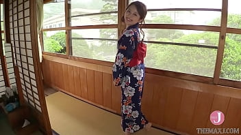 Preview 1 of Thai Younger Guys Fucking - 浴衣美女が飴をペロペロ、フェラみたい、、、 - 松下陽月 [bfaa 007]