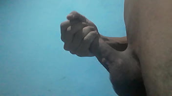 Preview 2 of Boy And Momsex - M&atilde_o gulosa