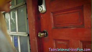 Preview 1 of Xvdleos 123 - Real amateur teenagers blow massive dick