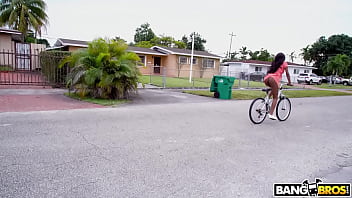 Preview 2 of Xbef Bangladesh Com - Chasing Pussy to her Home