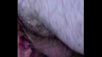 Preview 3 of Shacol Garls - Carinho na Bucetinha molhada! Vagabunda chama velho de puto! Metendo gostoso na bucetinha da novinha o filha da puta corno faz ela gemer no pau bem gostoso