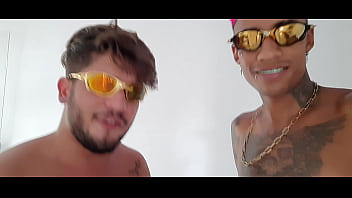 Preview 4 of Nih Toots - Dois novinho Hetero