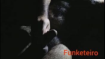 Preview 2 of Him Eat Um - No escuro