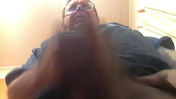 Preview 3 of Mom Dant - Julian wanking on cam