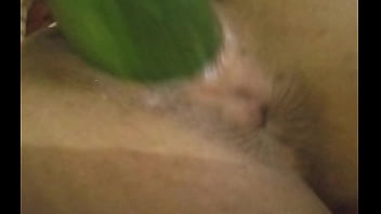 Preview 4 of Gril Talent Com - Un rico pepino pt. 2