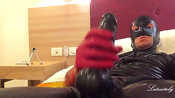 Preview 3 of 1vb Jn - The latex tower