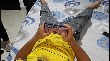 Preview 1 of Arabiyan Virgin - Jugando Con Mi Amiga Mientras Sus Padres No estan Que Rico
