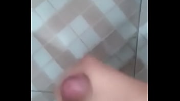 Preview 2 of Bulgarian Tsetsi - Joven se viene leche calientita