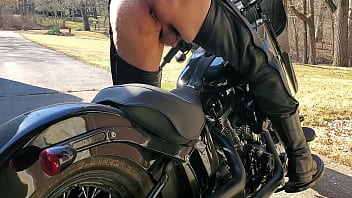 Preview 4 of Sunny Leone Hot Xxx2018 - Old Biker Stops for a Hitchhiker.
