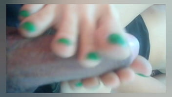 Preview 1 of Bhabhi Ki Tel Malis Full Sex - Padrastro recibe paja con los pies