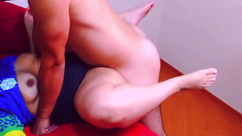 Preview 4 of Soto Bang Sex - ABRI MINHA BUCETA PARA MEU VIZINHO E ELE METEU MUITO GOSTOSO