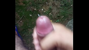 Preview 4 of Sister And Bro 5 Minut - 7 da manha botando leite pra fora, gozada matinal