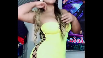 Preview 1 of Afgxxxx - Puta lesbiana sin chamba desde que cerraron el trocadero del callao, ahora hace tik y tok pulseando quien la.quiere cachar