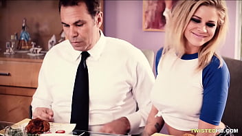 Preview 1 of 9yers Baba Xxxx - After the stepdaughter,  Jessa Rhodes fucks daddy as well