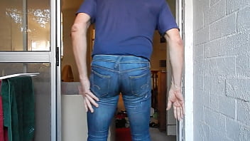 Preview 3 of Ismol Babi Sex - My tightest jeans