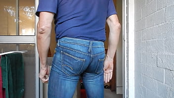 Preview 4 of Ismol Babi Sex - My tightest jeans
