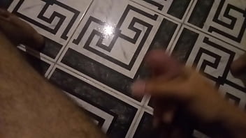Preview 2 of Olivia Parrish Infinety Video - Novinho dotado batendo uma punhetinha