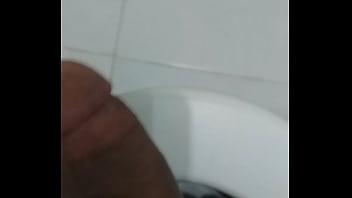 Preview 1 of Boy Handjob - Punhetada com gozada.