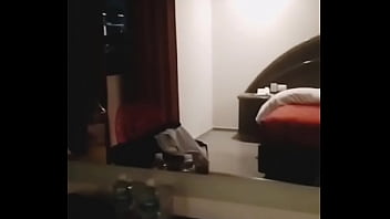 Preview 1 of Amateur Purn - Nos ven cogiendo en un hotel