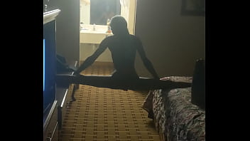 Preview 1 of Miri Kuroha - Petite tranny twerking