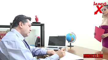 Preview 1 of Xxx Video 2016hd - el jefe de la secretaria aprovecha el momento para follarse a su secretaria MUNDOXXX.COM