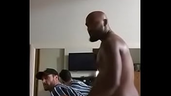 Preview 1 of Mizoram Hd Sex Video Download - NEG&Atilde_O CAFU&Ccedil_U SOCANDO MUITA ROLA NO GREMISTA GULOSO