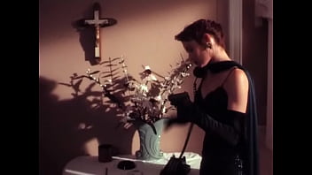 Preview 3 of Snick Pick My Mom - Body of Influence (1993)