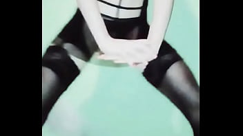 Preview 4 of Miya Ayumi Belante - Trapito bailando sexy