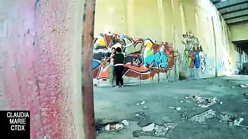 Preview 2 of Deegdogxxx - Cuando una pared de la calle sirve para follar bien duro