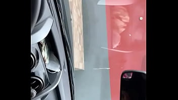 Preview 3 of Mom And Son Forced Sax Video - Meu corno me exibindo no estacionamento cheio de caminhoneiros safados. BBW Safada