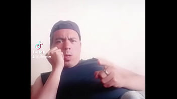 Preview 1 of Story Sex Mom Jav - Un hombre sexy