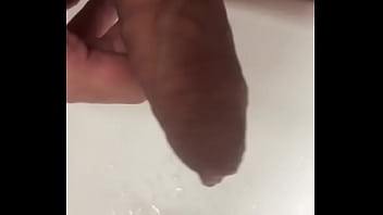 Preview 2 of Chunky Stripper Wife - Mijando na pia