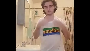 Preview 1 of Neguinha Novinha - Verification video