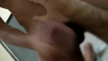 Preview 2 of Bra Titjob Handjob Pov - O novinho de sempre ( ta na hora de mudar ) preparando a leitada na minha cara.  Me fez de puta tarde toda. Muitos videos pra postar