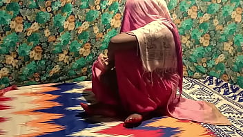 Preview 1 of Son Forced Mom In Washr - जोर से चोद मादरचोद बहनचोद रंडीबाज पूरा अंदर डाल देहाती चुदाई विडियो