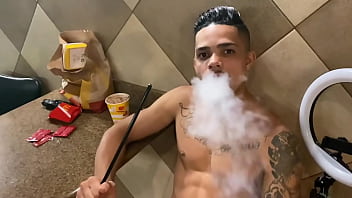 Preview 1 of Sister Fucked While By Brother - MOZ&Atilde_O ME FUDEU NA PISCINA E DEPOIS ME DEU LEITE NA BOCA. - FREE