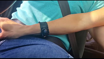 Preview 3 of Paige Turnah Housecall Part 2 - Indo para a Festa: Sentei ao lado do motorista  de uber de maldade  na  intens&atilde_o  de pagar a corrida com meus cart&otilde_es Card. BoqueteCard,  xerecard,  cucard.  Nunca falha.