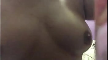 Preview 4 of Hot Ride Sex - Se saca las tetas